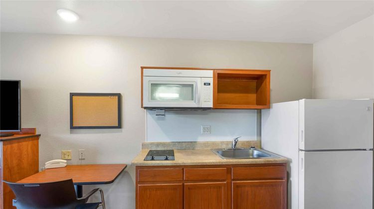 Extended Stay America Select Denver Apt Room