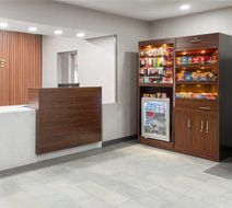 Wingate by Wyndham Mansfield Ohio Lobby