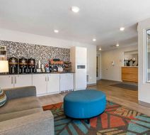 Extended Stay America Portland East Lobby