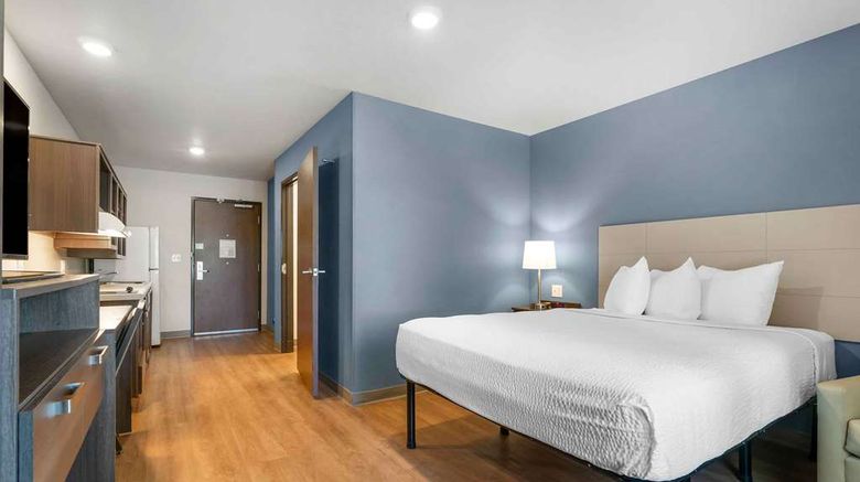 <b>Extended Stay America Portland East Room</b>. Images powered by <a href="https://iceportal.shijigroup.com/" title="IcePortal" target="_blank">IcePortal</a>.