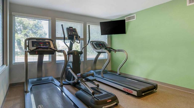 <b>Extended Stay America Portland East Health</b>. Images powered by <a href="https://iceportal.shijigroup.com/" title="IcePortal" target="_blank">IcePortal</a>.