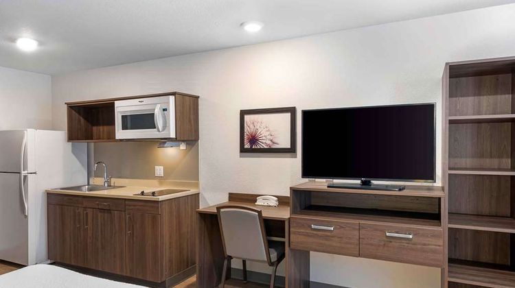 Extended Stay America Riverside Corona Room