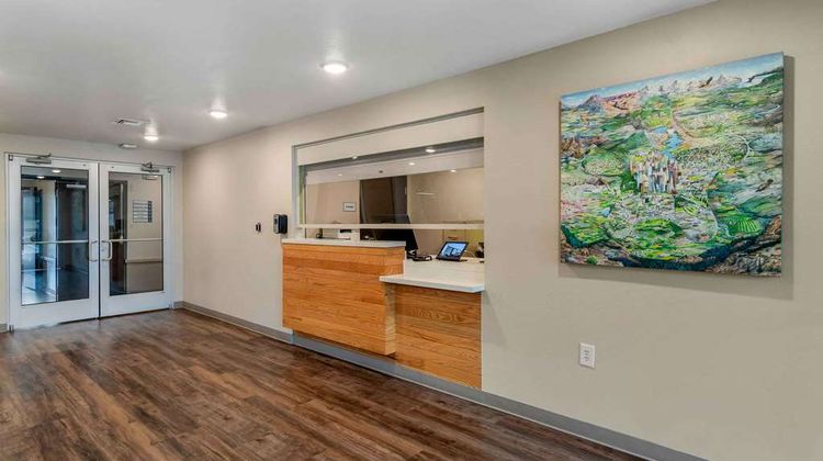 Extended Stay America Atlanta Lobby