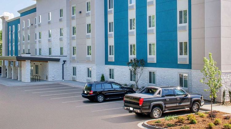 Extended Stay America Select Orlando Exterior