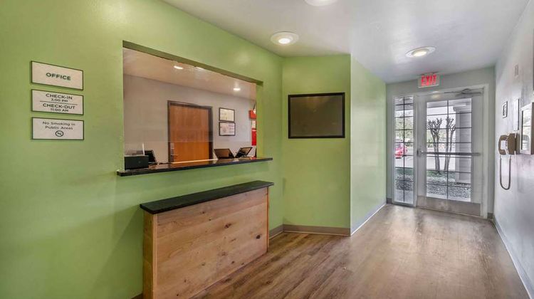 Extended Stay America Select Orlando Apt Lobby
