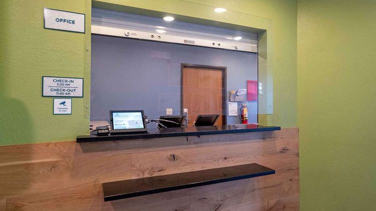 Extended Stay America Select Panama City Lobby