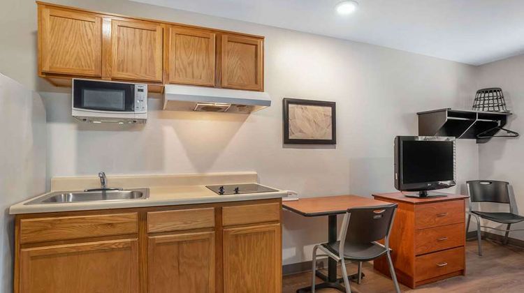 Extended Stay America Slct Tallahassee E Room