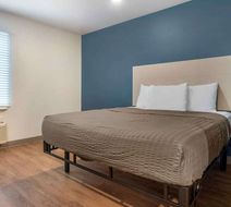 Extended Stay America Slct Tallahassee E Room