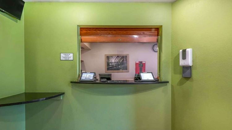 Extended Stay America Lake Worth Lobby
