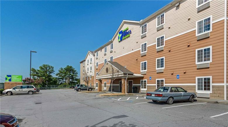 <b>Extended Stay America Atlanta Chamblee Exterior</b>. Images powered by <a href="https://iceportal.shijigroup.com/" title="IcePortal" target="_blank">IcePortal</a>.