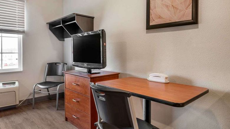 <b>Extended Stay America Select IND Airport Room</b>. Images powered by <a href="https://iceportal.shijigroup.com/" title="IcePortal" target="_blank">IcePortal</a>.