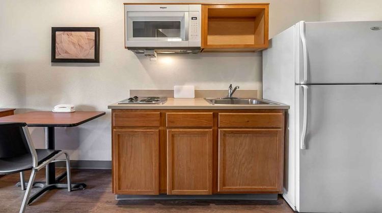 Extended Stay America Select IND Airport Room
