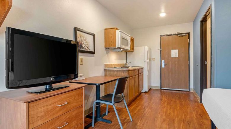 <b>Extended Stay America Indianapolis Room</b>. Images powered by <a href="https://iceportal.shijigroup.com/" title="IcePortal" target="_blank">IcePortal</a>.