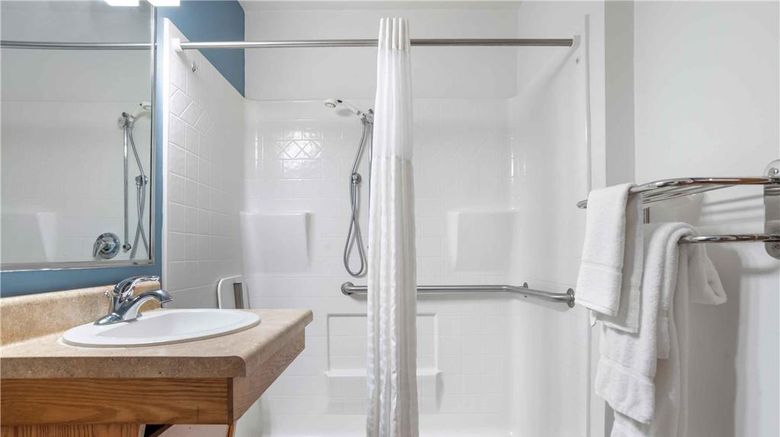 <b>Extended Stay America Select Lawrence Room</b>. Images powered by <a href="https://iceportal.shijigroup.com/" title="IcePortal" target="_blank">IcePortal</a>.