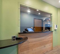 Extended Stay America Select Airport Lobby