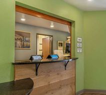 Extended Stay America Select SDF South Lobby