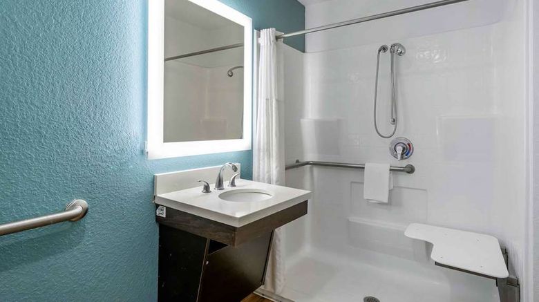 <b>Extended Stay America Select SDF South Room</b>. Images powered by <a href="https://iceportal.shijigroup.com/" title="IcePortal" target="_blank">IcePortal</a>.