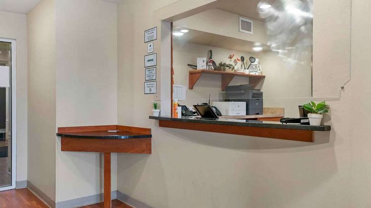 Extended Stay America Select Lobby