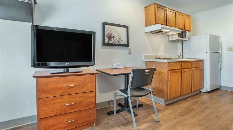 <b>Extended Stay America Select Jackson S Room</b>. Images powered by <a href="https://iceportal.shijigroup.com/" title="IcePortal" target="_blank">IcePortal</a>.