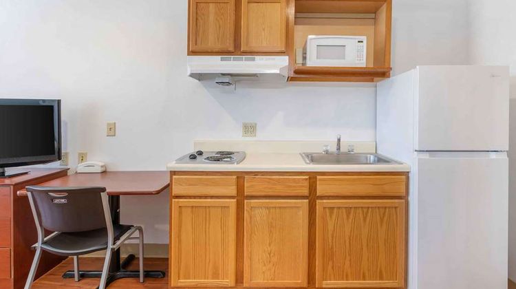 Extended Stay America Select Omaha Room