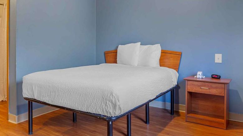 <b>Extended Stay America Select West Room</b>. Images powered by <a href="https://iceportal.shijigroup.com/" title="IcePortal" target="_blank">IcePortal</a>.