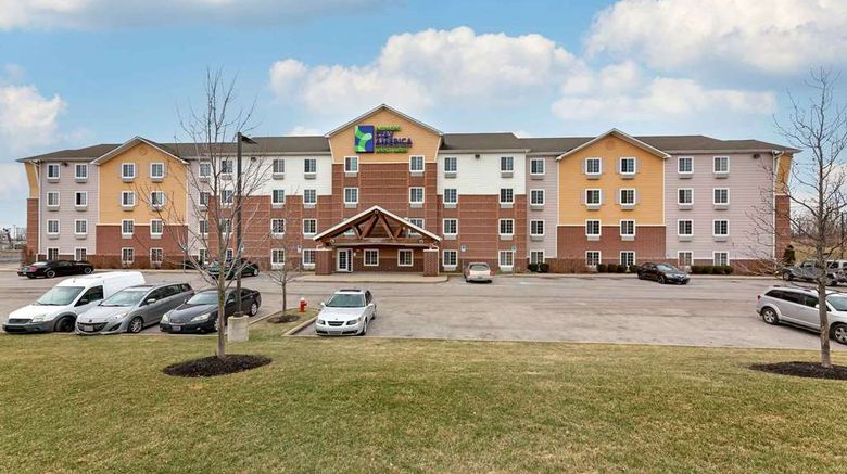 <b>Extended Stay America Select Airport Exterior</b>. Images powered by <a href="https://iceportal.shijigroup.com/" title="IcePortal" target="_blank">IcePortal</a>.