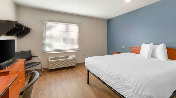 Extended Stay America Select Cleveland Room