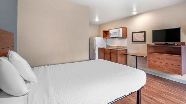 Extended Stay America Select Dayton S Room