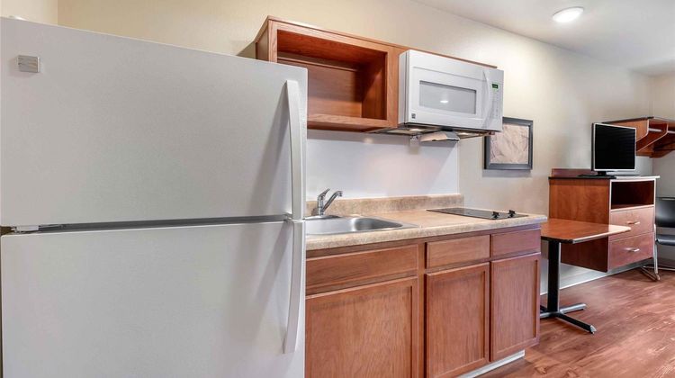 Extended Stay America Select Dayton S Room