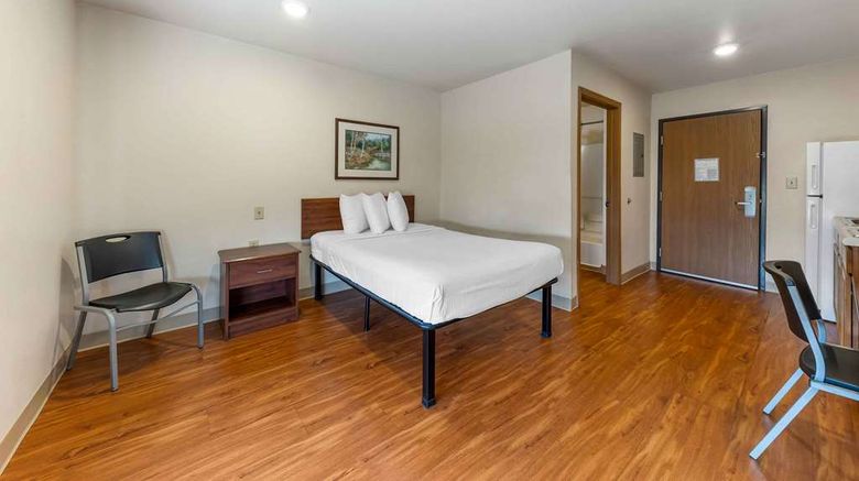 <b>Extended Stay America Select OKC SE Room</b>. Images powered by <a href="https://iceportal.shijigroup.com/" title="IcePortal" target="_blank">IcePortal</a>.