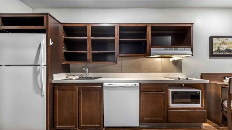 <b>Extended Stay America Select Pittsburgh Room</b>. Images powered by <a href="https://iceportal.shijigroup.com/" title="IcePortal" target="_blank">IcePortal</a>.