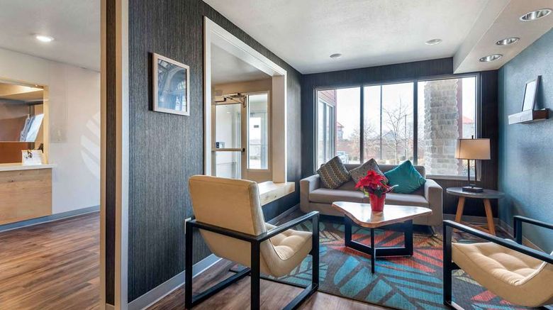 <b>Extended Stay America Select Pittsburgh Lobby</b>. Images powered by <a href="https://iceportal.shijigroup.com/" title="IcePortal" target="_blank">IcePortal</a>.