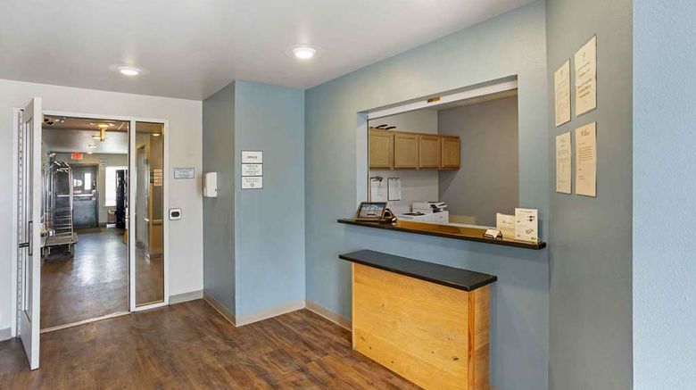 <b>Extended Stay America Select Salt Lake C Lobby</b>. Images powered by <a href="https://iceportal.shijigroup.com/" title="IcePortal" target="_blank">IcePortal</a>.