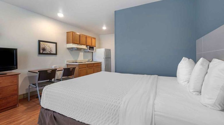 <b>Extended Stay America Select Gainesville Room</b>. Images powered by <a href="https://iceportal.shijigroup.com/" title="IcePortal" target="_blank">IcePortal</a>.