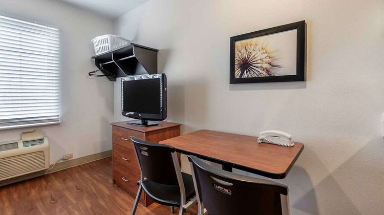 Extended Stay America Select Gainesville Room