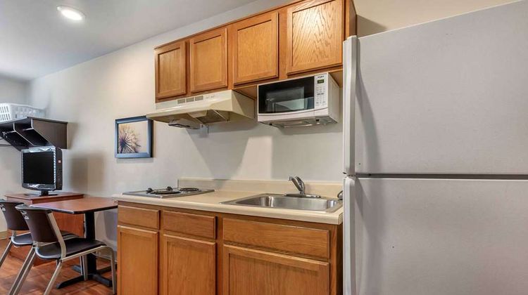Extended Stay America Select Gainesville Room