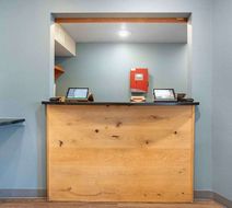 Extended Stay America Select Stes Daphne Lobby