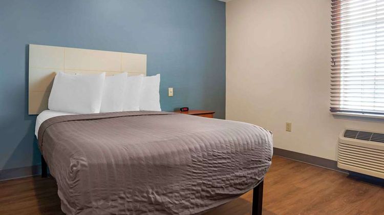 Extended Stay America Select Stes Daphne Room