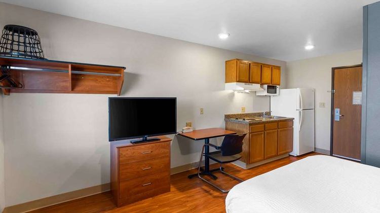 Extended Stay America Select Denver Room