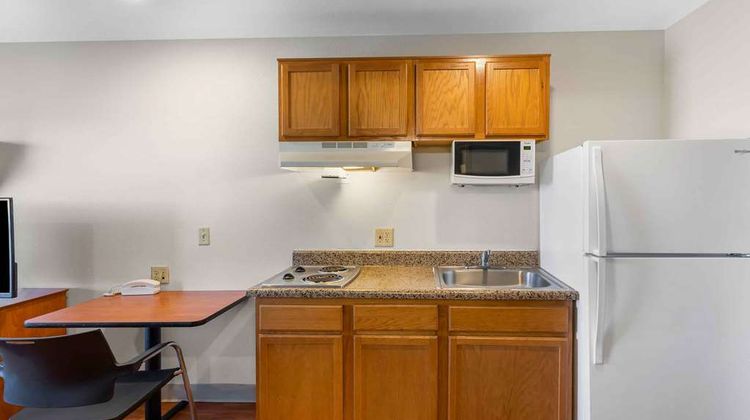 Extended Stay America Select Denver Room