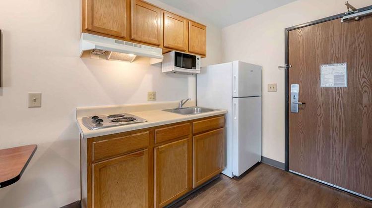 Extended Stay America Select Orlando E Room