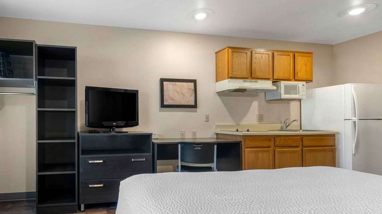 Extended Stay America Select Orlando S Room