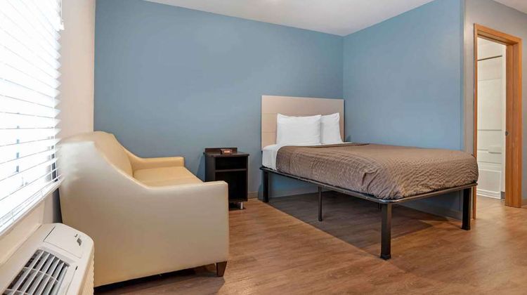 Extended Stay America Selec Pensacola NE Room