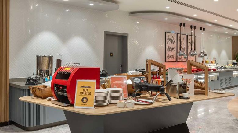 <b>Hampton by Hilton Antalya Airport Restaurant</b>. Images powered by <a href="https://iceportal.shijigroup.com/" title="IcePortal" target="_blank">IcePortal</a>.
