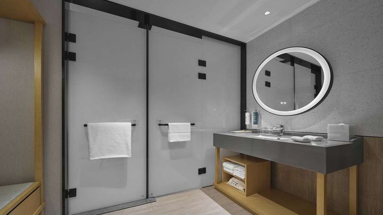 <b>Hilton Garden Inn Xiangdu District Room</b>. Images powered by <a href="https://iceportal.shijigroup.com/" title="IcePortal" target="_blank">IcePortal</a>.