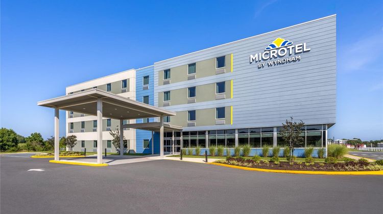 Microtel Inn & Suites by Wyndham Exterior