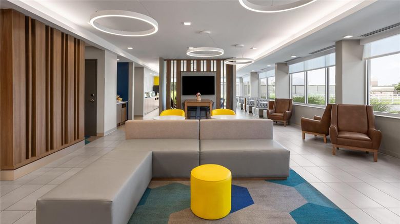 <b>Microtel Inn & Suites by Wyndham Lobby</b>. Images powered by <a href="https://iceportal.shijigroup.com/" title="IcePortal" target="_blank">IcePortal</a>.