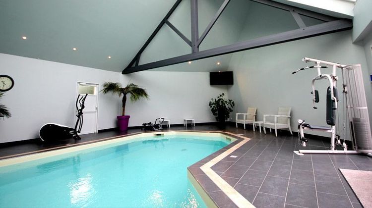 Auberge Bienvenue Pool