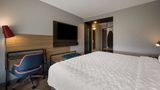 Tru by Hilton Novi Detroit Room