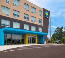 Tru by Hilton Novi Detroit Exterior